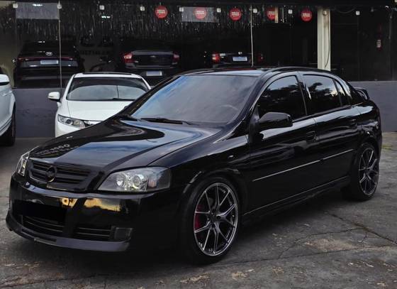CHEVROLET ASTRA 2.0 MPFI ADVANTAGE 8V FLEX 4P MANUAL CHEVROLET ASTRA 2.0 MPFI ADVANTAGE 8V FLEX 4P MANUAL